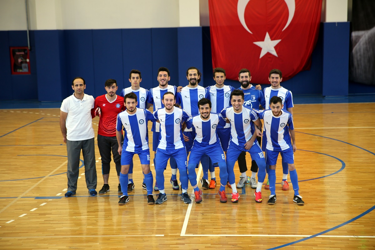 Erkek Futsal Takımımız Amasya Üniversitesine Fark Attı