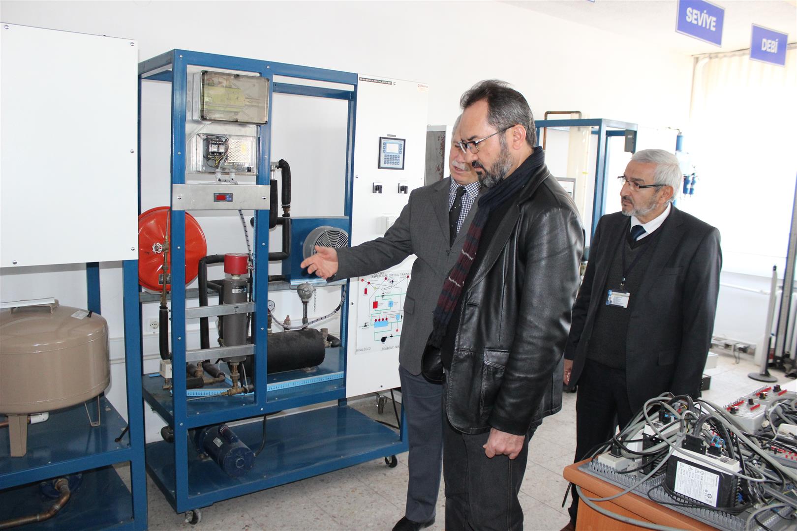 Rektör Aydınlı Meslek Yüksekokulunu Ziyaret Etti