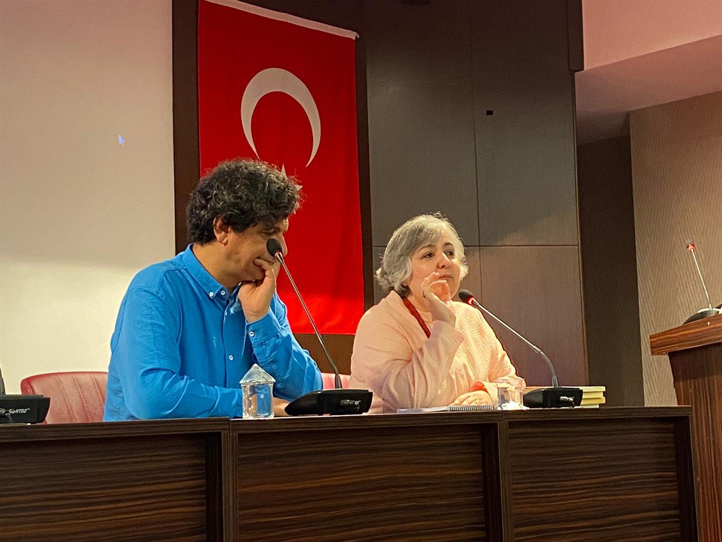 Harp Hikâyelerinde Kahramanlar Dünyası
