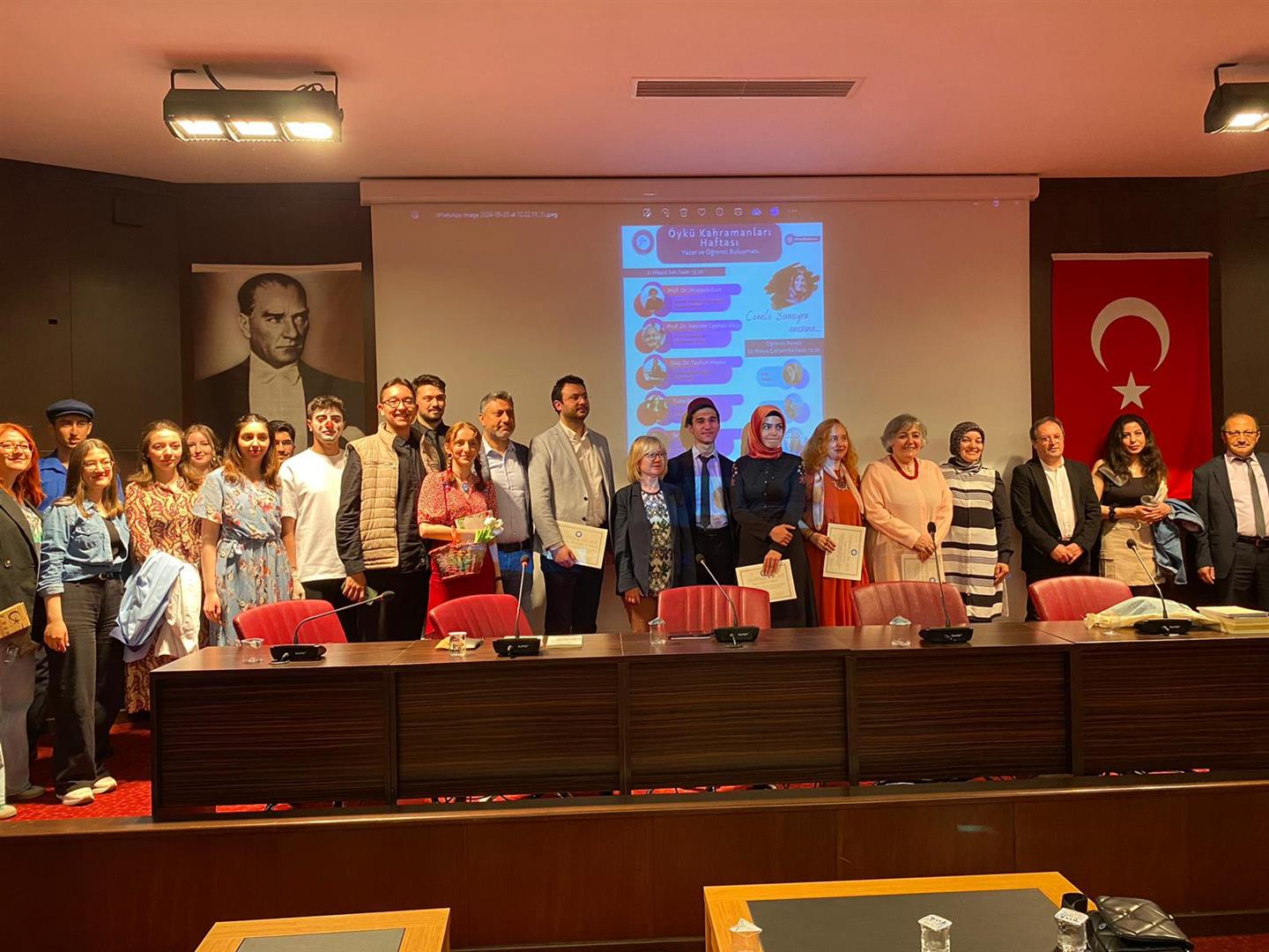 Harp Hikâyelerinde Kahramanlar Dünyası