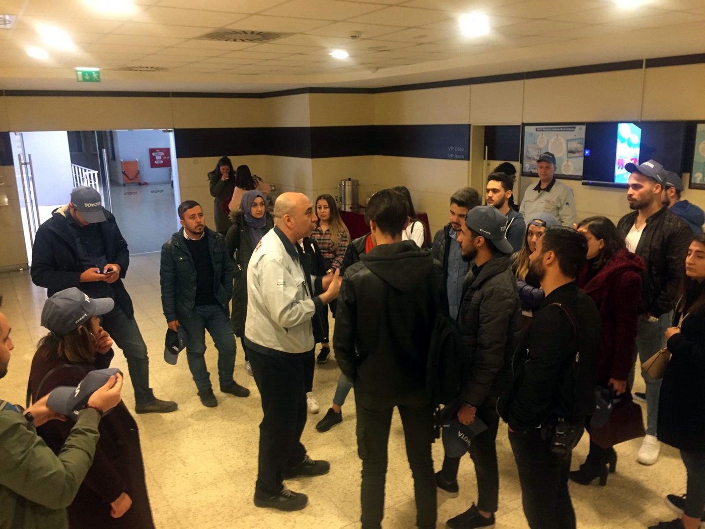 Öğrencilerimiz Adapazarı Toyota Üretim Tesislerine Teknik Gezi Düzenledi