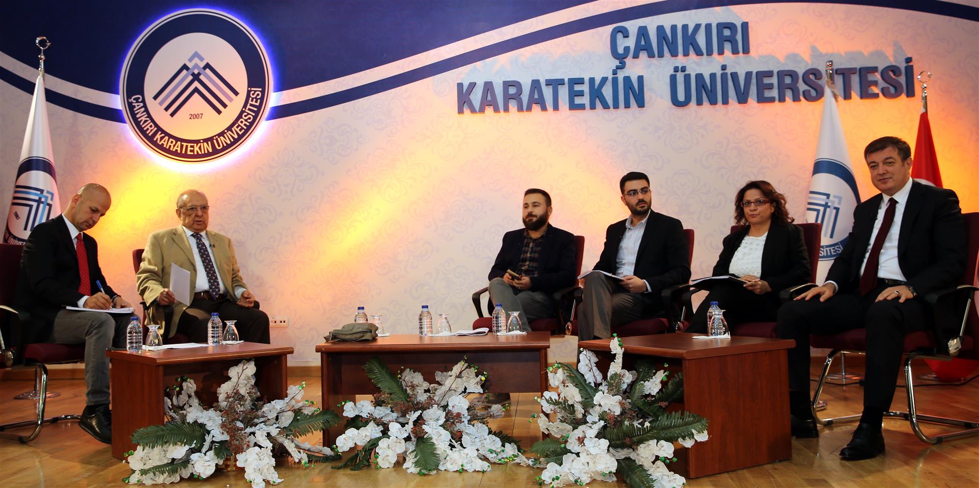 Kanal A TV Üniversitemizden Canlı Yayın Yaptı (Katar Krizi Değerlendirildi)