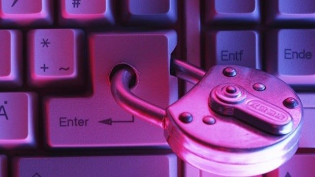Korunma ve Bakım Altındaki Çocukların İnternet Ortamında Cinsel İstismara Uğramasının Önlenmesi Eğitimi Verildi