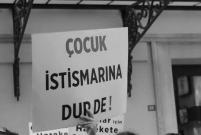 Korunma ve Bakım Altındaki Çocukların İnternet Ortamında Cinsel İstismara Uğramasının Önlenmesi Eğitimi Verildi