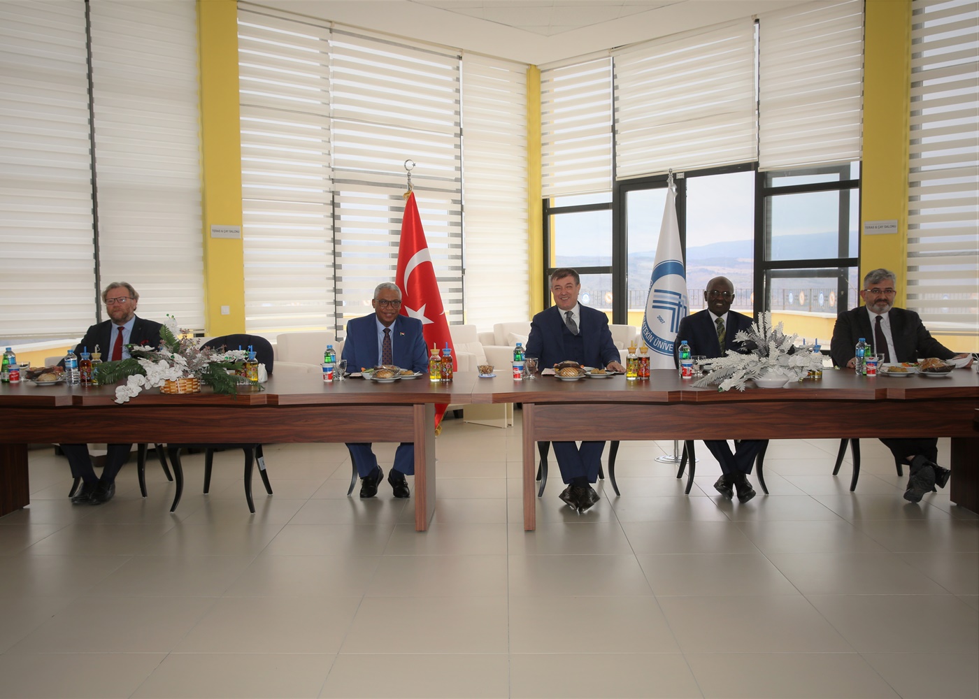 Sudan Büyükelçisi Adil Ibrahim Mustafa Ahmed Rektör Ayrancı’yı Ziyaret Etti
