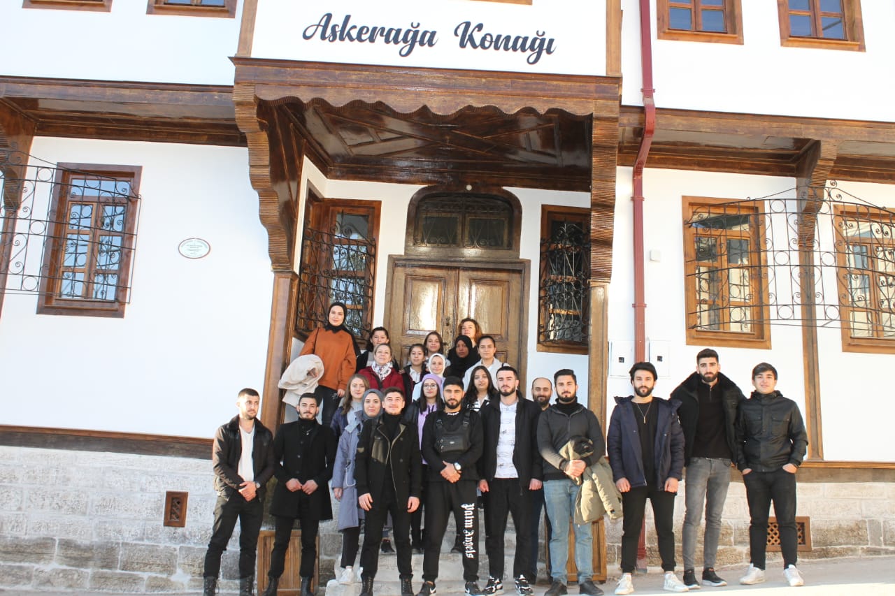 Öğrencilerimiz Çankırı’nın Tarihi ve Turistik Yerlerini Ziyaret Etti