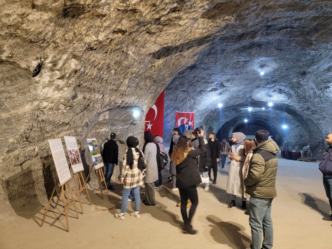 Öğrencilerimiz Çankırı’nın Tarihi ve Turistik Yerlerini Ziyaret Etti