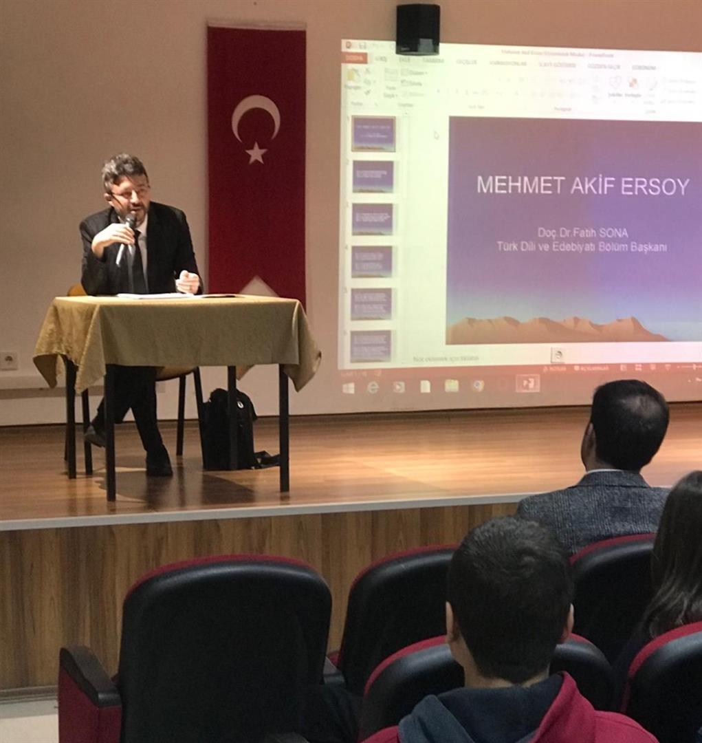 Öğretim Üyemizden Mehmet Akif Ersoy ve İstiklal Marşı Konferansı